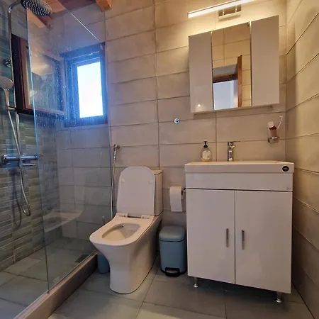 בית נופש Sophia's House לאוטרה אדיפסאו