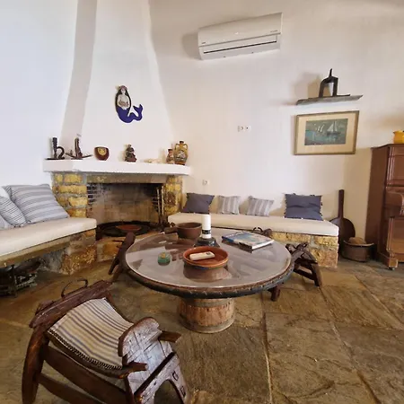 בית נופש Sophia's House *